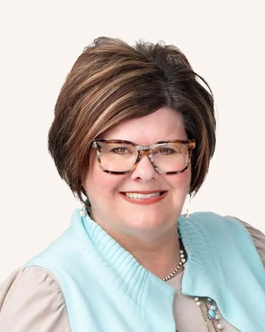 Headshot of a professional woman smiling